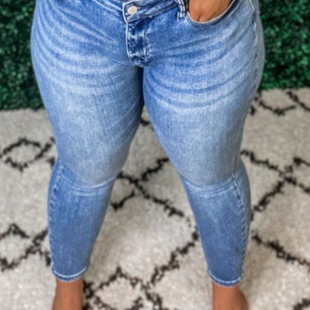NWT Judy Blue Skinny 14